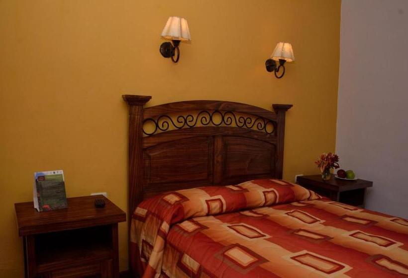 3-Bett-Standardzimmer, Hostal Mallqui