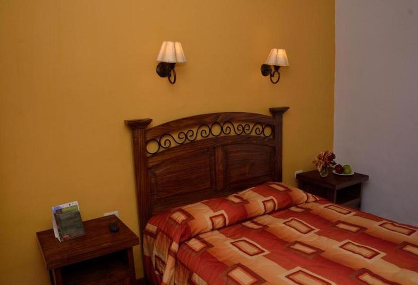 4인용 스탠다드 룸, Hostal Mallqui