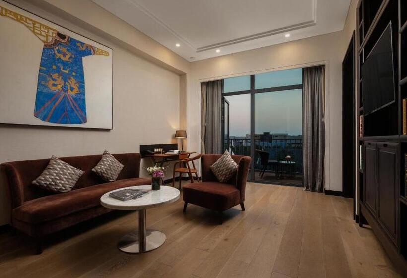 سوییت, Doubletree By Hilton Shanghai Hongqiao