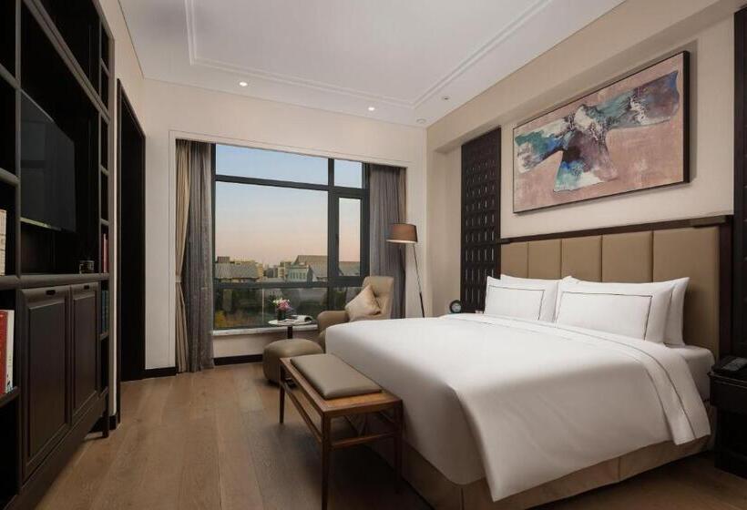 スイート, Doubletree By Hilton Shanghai Hongqiao