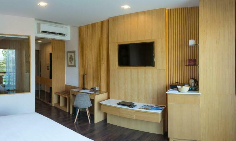 バルコニー付きデラックスルーム, North Hill City Resort Sha Extra Plus