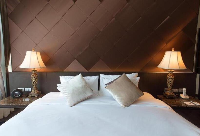 Люкс Вид на Бассейн, North Hill City Resort  Sha Extra Plus
