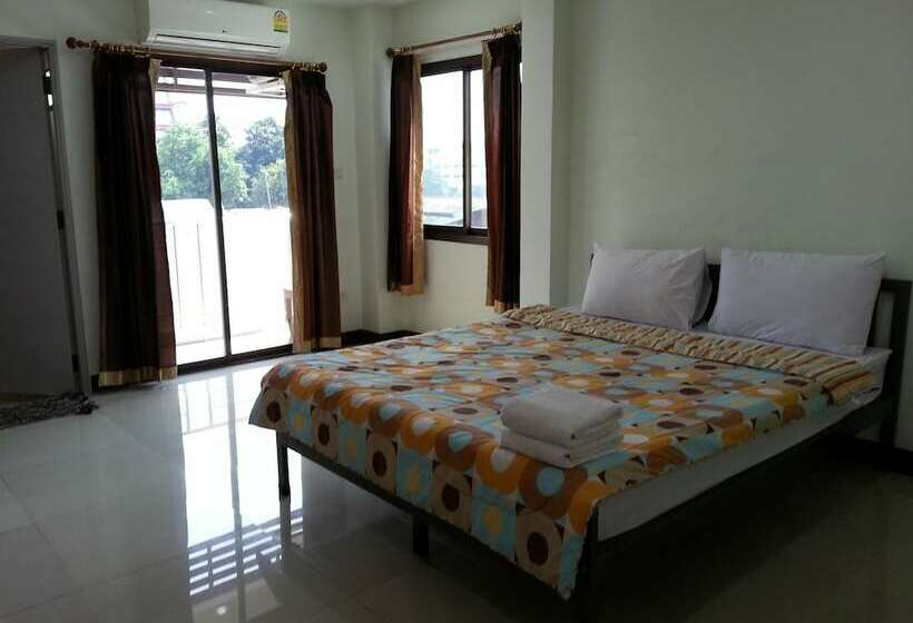 スタンダードルーム, Taevaraj Place