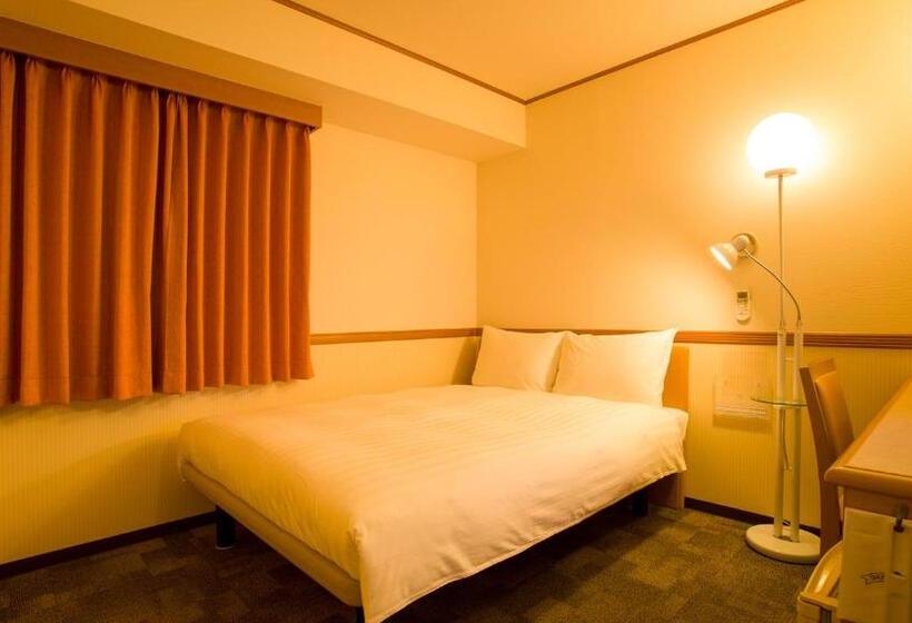 Номер Economy, Toyoko Inn Okinawa Naha Kokusai-dori Miebashi-eki