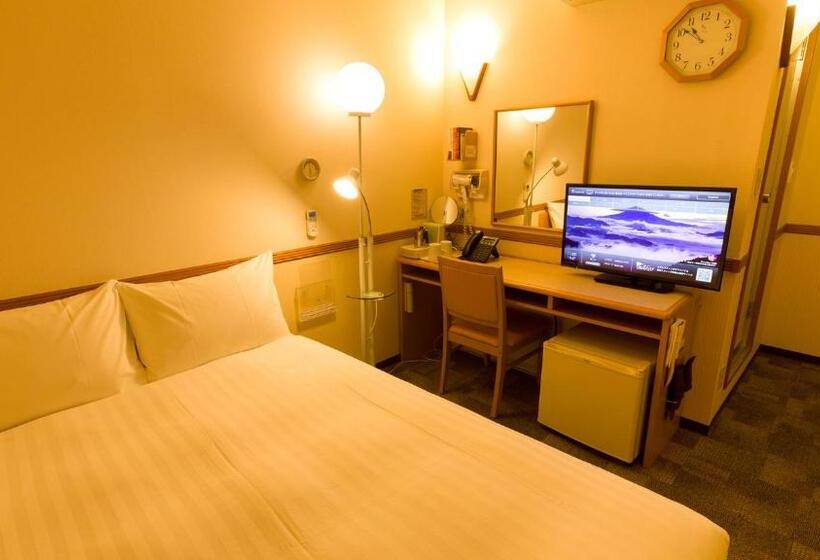 Номер Economy, Toyoko Inn Okinawa Naha Kokusai-dori Miebashi-eki