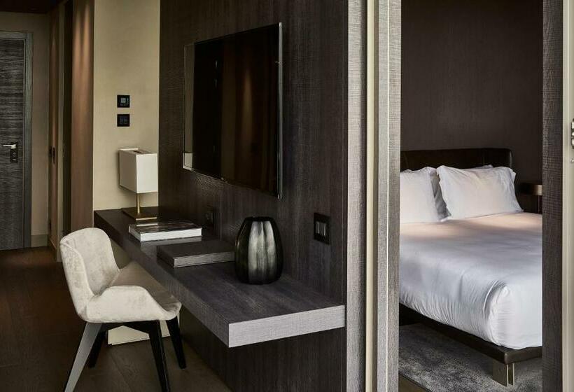 سوئیت با بالکن, Viu Milan, A Member Of Design Hotels