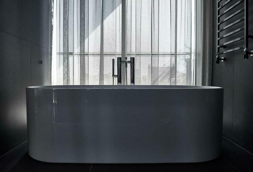 سوئیت پرزیدنت, Viu Milan, A Member Of Design Hotels
