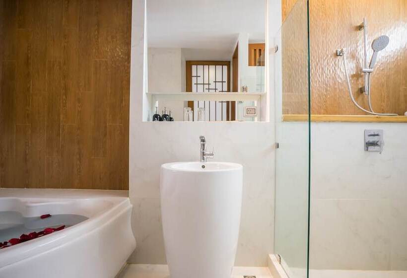 اتاق استاندارد با چشمانداز استخر, White Sand Samui Resort