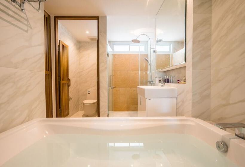 اتاق لوکس خانوادگی, White Sand Samui Resort