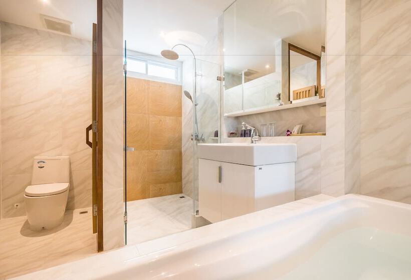 اتاق لوکس خانوادگی, White Sand Samui Resort