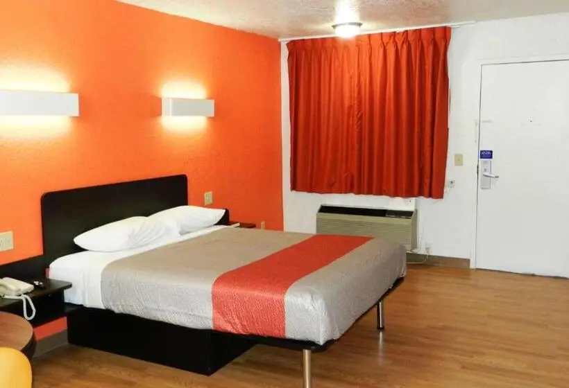 身障者適用スタンダードルーム, Motel 6oklahoma City, Ok  Airport East