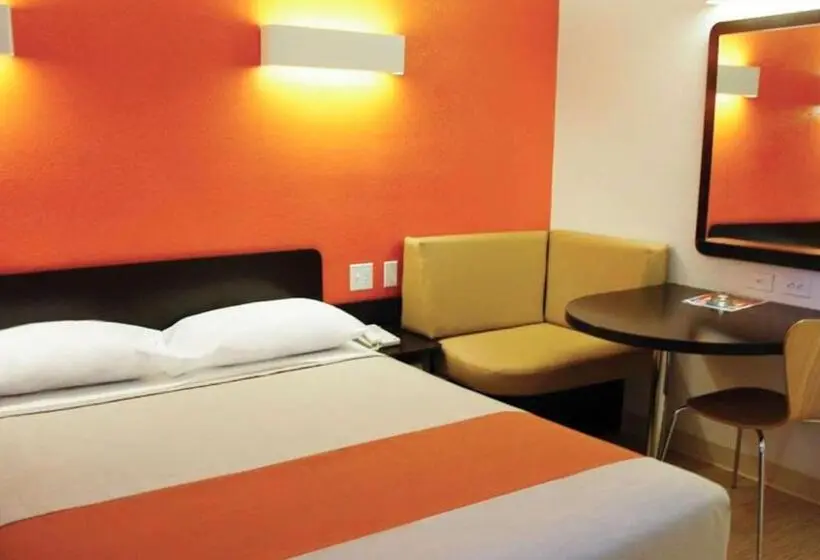 身障者適用スタンダードルーム, Motel 6oklahoma City, Ok  Airport East