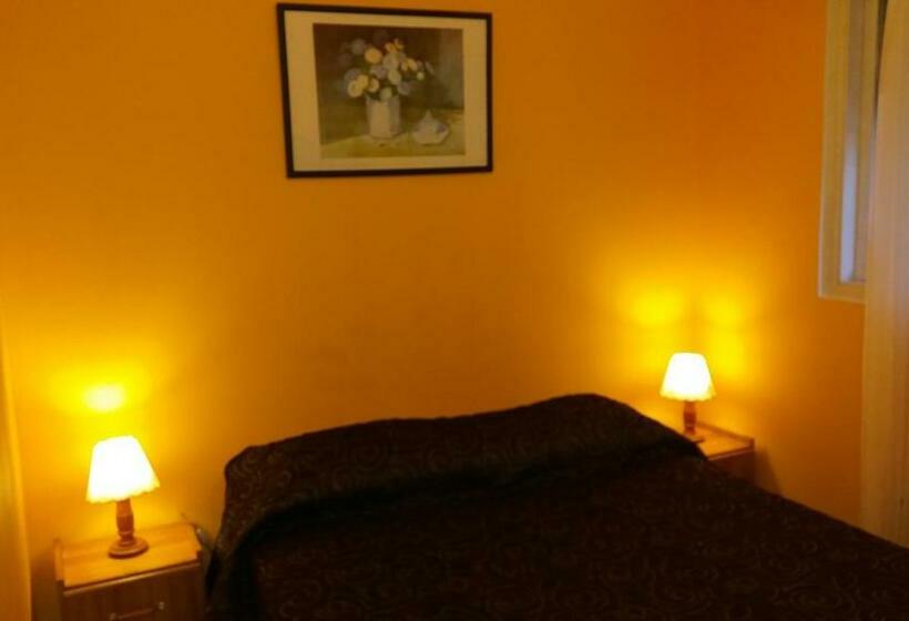 스탠다드 룸, Nuevo Hotel Plaza