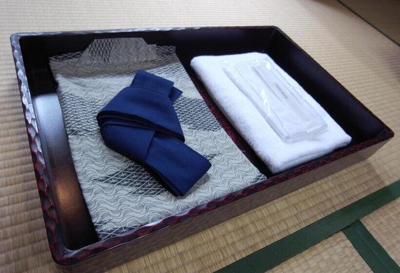 Семейный Номер Совместный Санузел, Ryokan Yamamuro