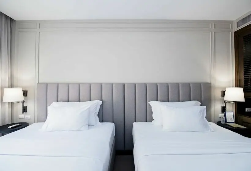 Superior Room with Views