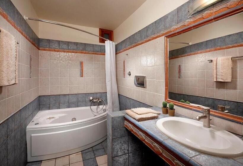 带4个卧室的别墅, Villa Paradise