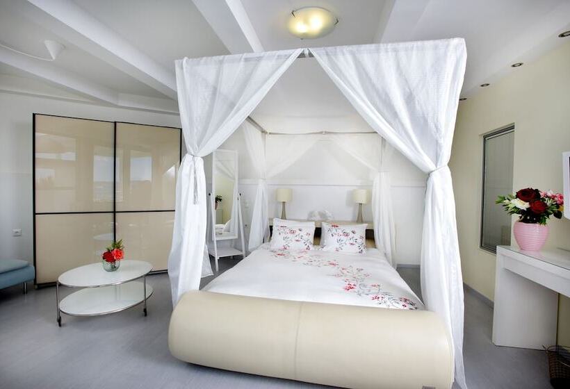 海景套房, Villa Paradise