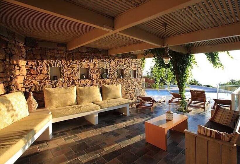 Вилла 4 Спальни, Villa Paradise