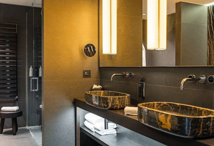 سوئیت با بالکن, Viu Milan, A Member Of Design Hotels