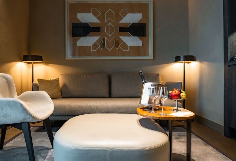 带阳台套房, Viu Milan, A Member Of Design Hotels