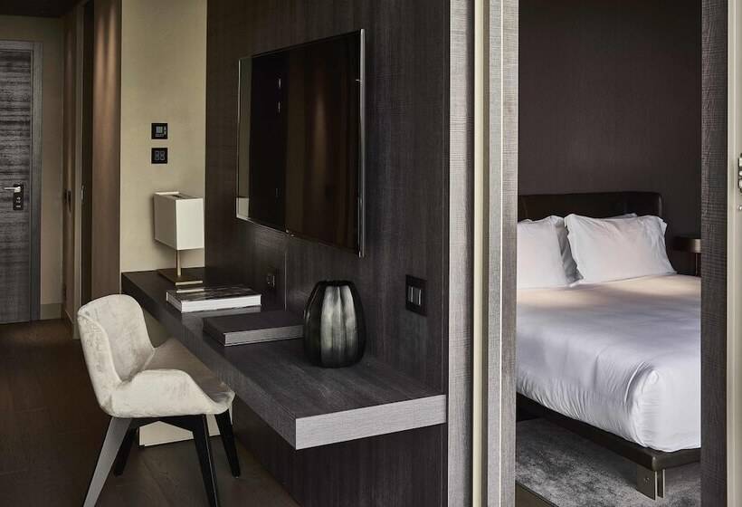 带阳台套房, Viu Milan, A Member Of Design Hotels