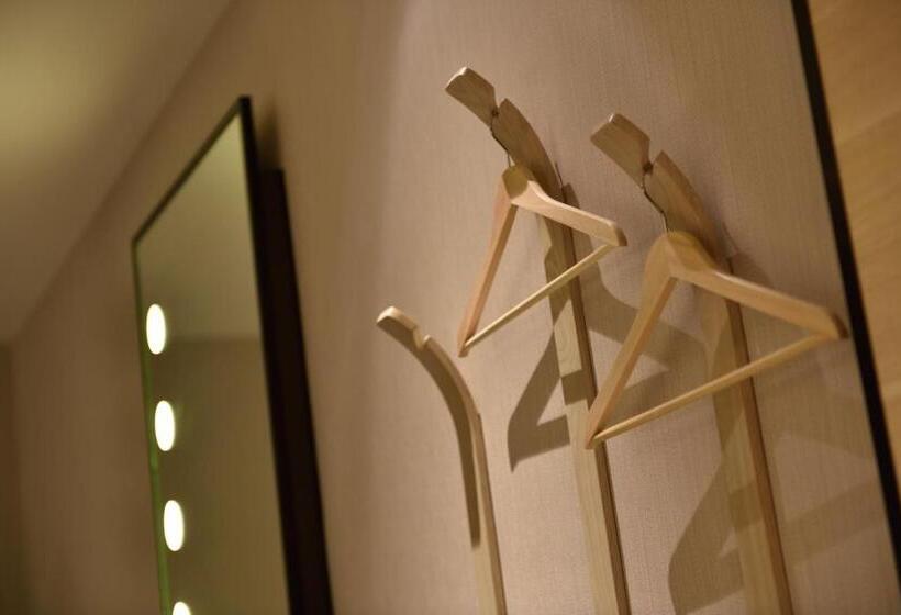 اتاق استاندارد یک نفره, Aerotel Singapore   Transit Hotel In Terminal 1