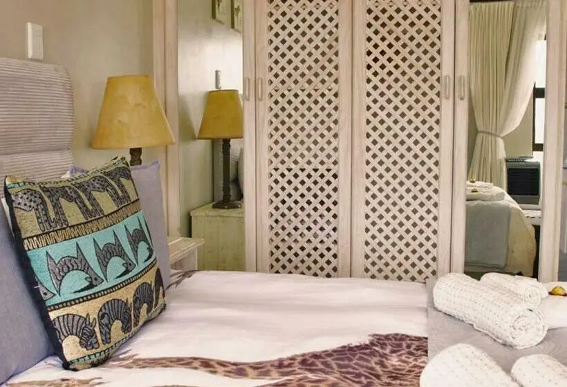 اتاق استاندارد با چشم‌انداز دریا, Fly Me To The Moon Guesthouse