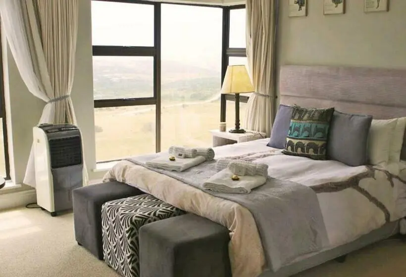 اتاق استاندارد با چشم‌انداز دریا, Fly Me To The Moon Guesthouse