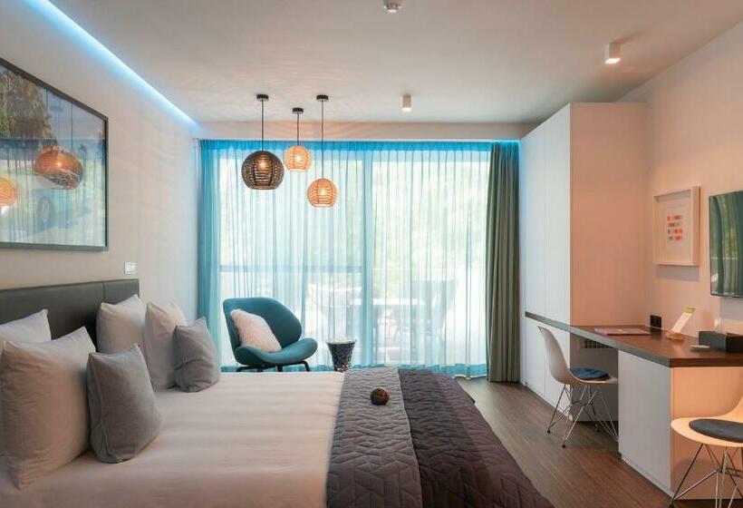 스탠다드 룸 킹사이즈 침대, Lithium Bed Zen & Breakfast