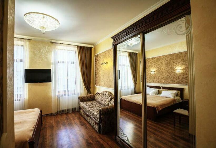 سوییت جونیور, 39