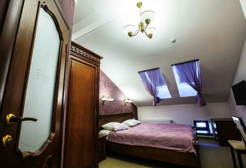 اتاق استاندارد, 39