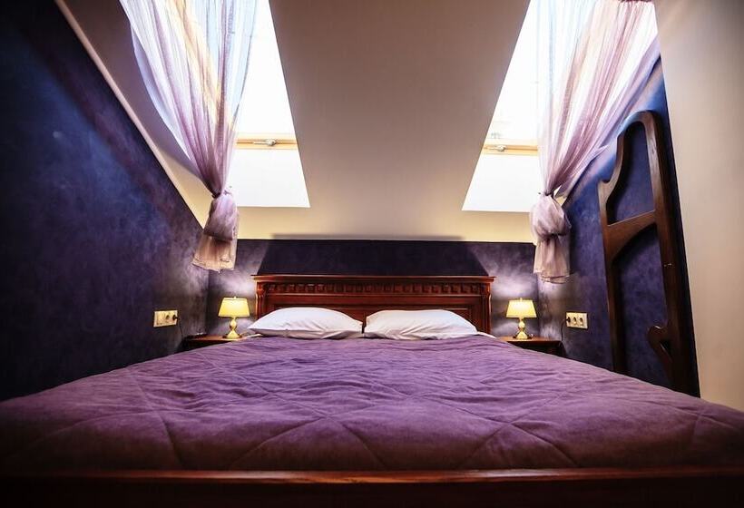 اتاق استاندارد, 39