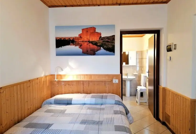 اتاق اکونومی, Agriturismo Galeazzi