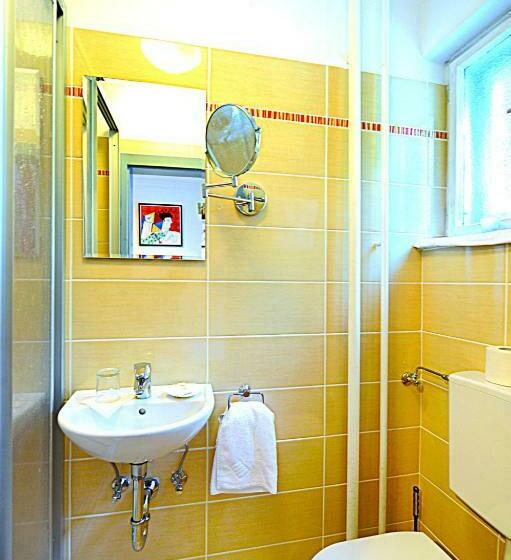 Номер Стандарт Индивидуальный, König   Joker Card Included In Summer