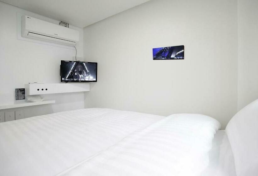 اتاق اکونومی, K Pop Hotel Seoul Tower