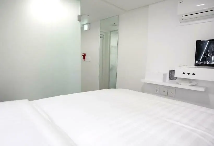 Economy-huone, K Pop Hotel Seoul Tower