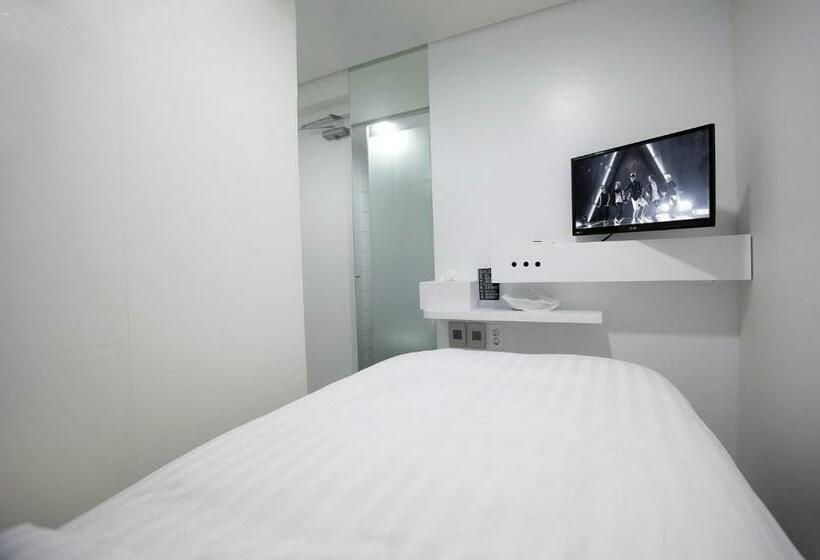 اتاق استاندارد یک نفره, K Pop Hotel Seoul Tower