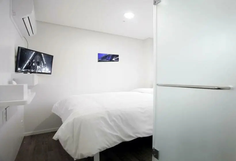 Economy-huone, K Pop Hotel Seoul Tower
