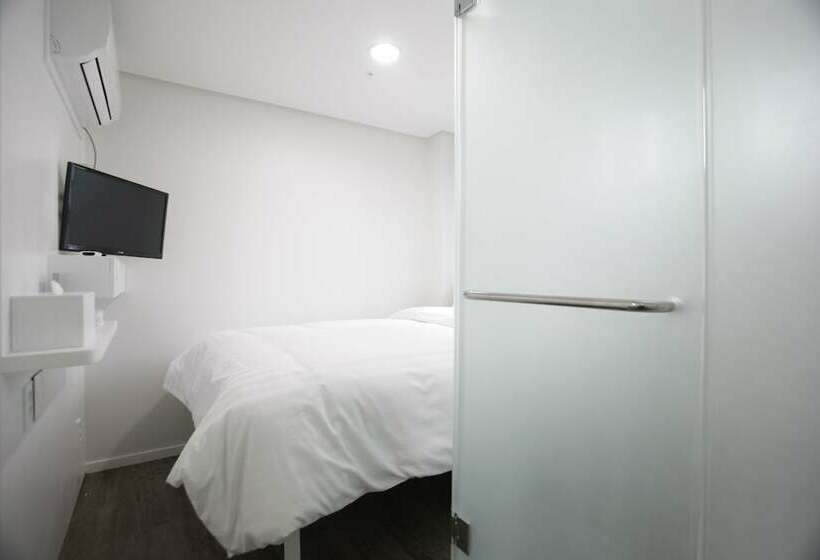 اتاق اکونومی, K Pop Hotel Seoul Tower