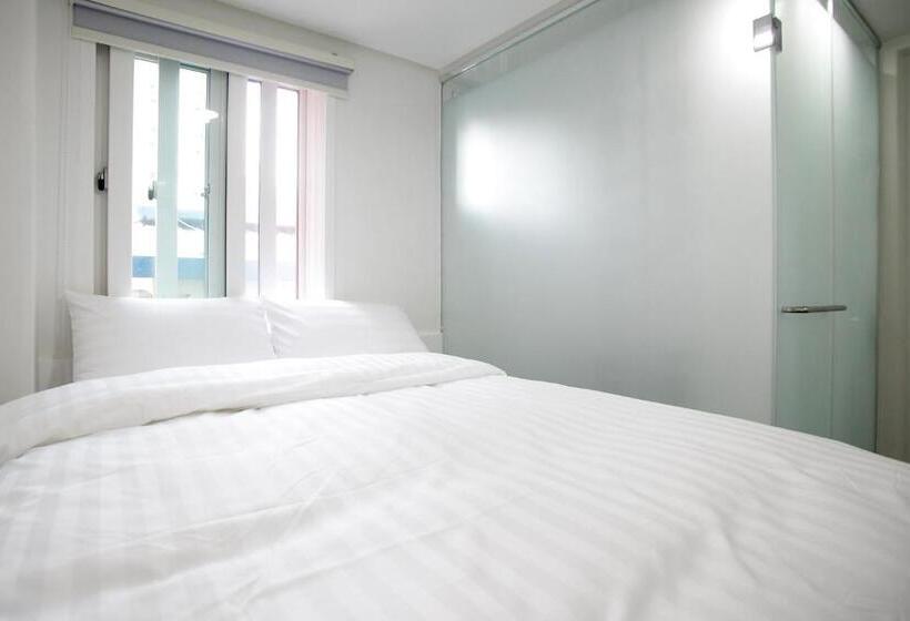 اتاق اکونومی, K Pop Hotel Seoul Tower