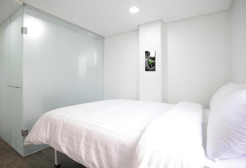 اتاق استاندارد, K Pop Hotel Seoul Tower