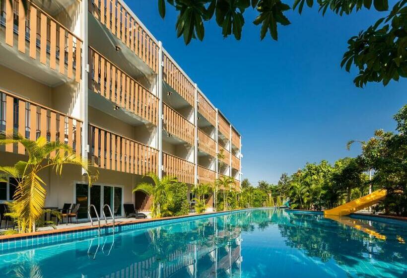 اتاق لوکس با بالکن, Khaoyai Fantasy Resort