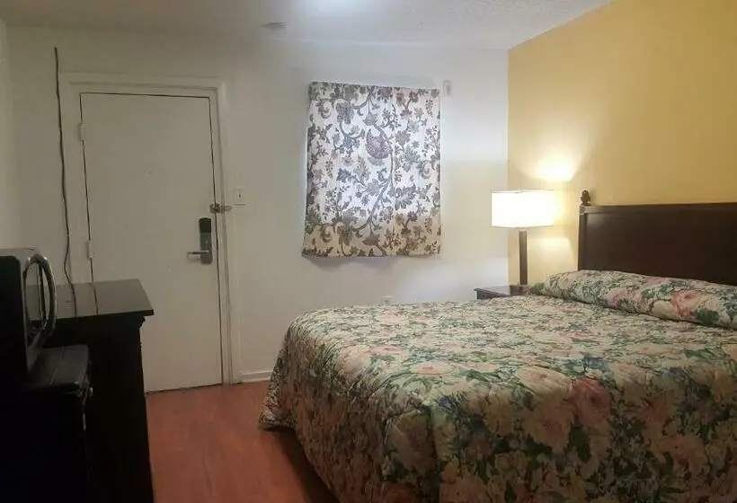 اتاق اکونومی یک تخته, Monte Carlo Motel