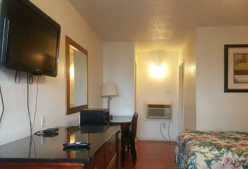 اتاق اکونومی یک تخته, Monte Carlo Motel