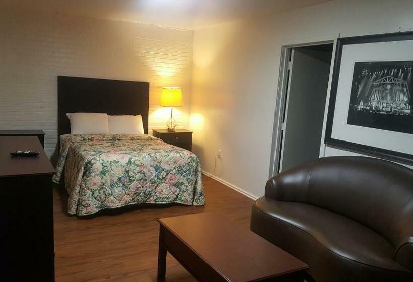 Apartamento 2 Dormitórios, Monte Carlo Motel