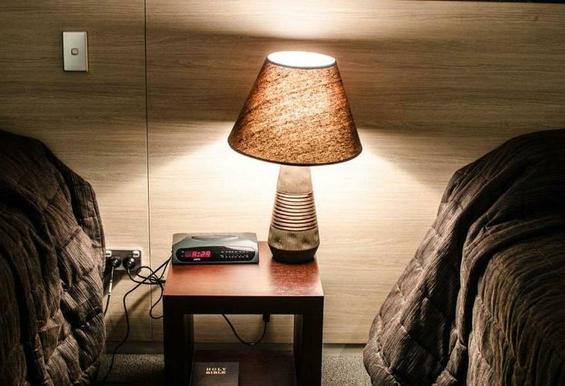 豪华工作室, Racecourse Hotel And Motor Lodge