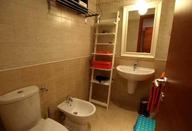 Standard-studio, Andres Guest House Sanremo