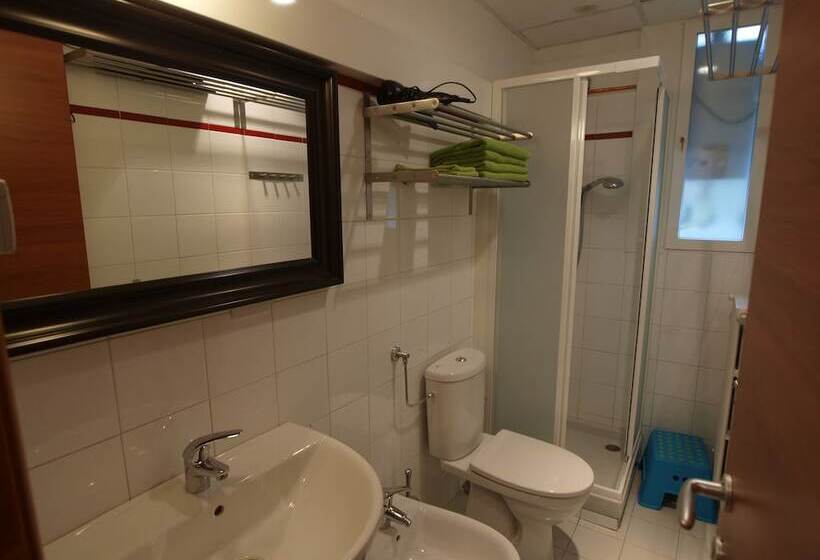 标准间, Andres Guest House Sanremo