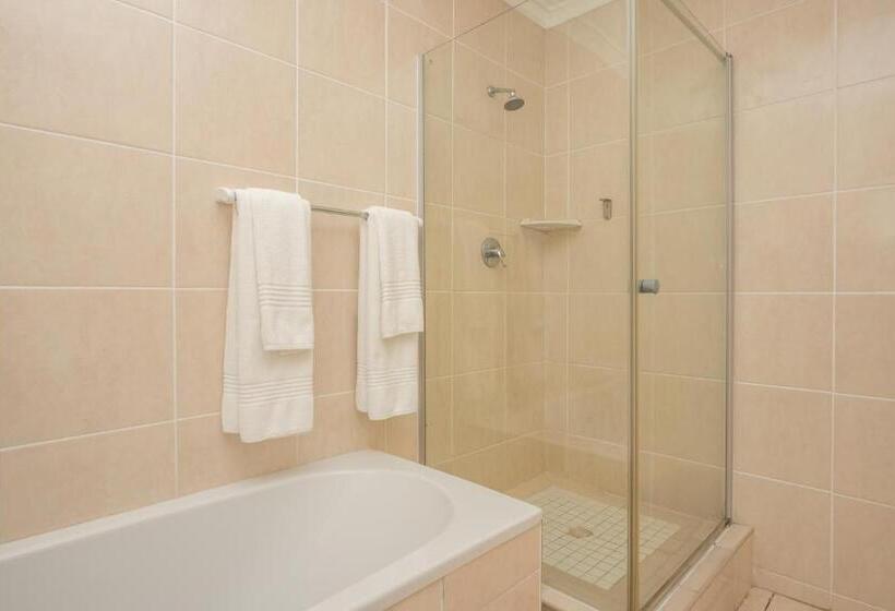 패밀리 룸, Millard Crescent Guest House
