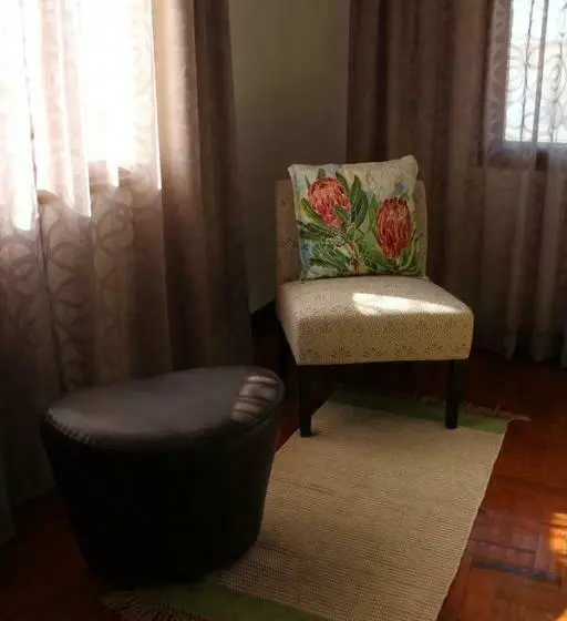 اتاق اجرایی, Sommerschield Guest House & Restaurant